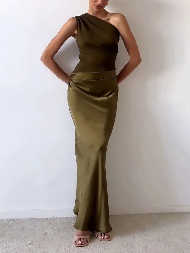 Full body elegant gown photo