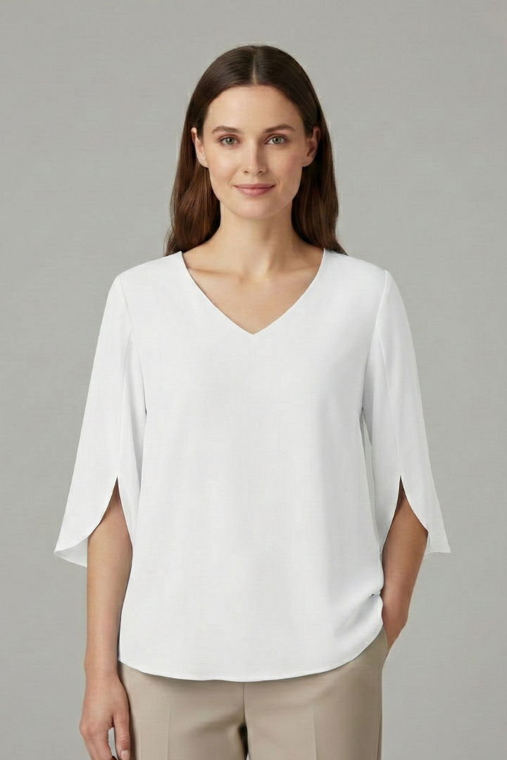 Leonora | Trendy V-Neck Blouse with Three-Quarter Sleeves