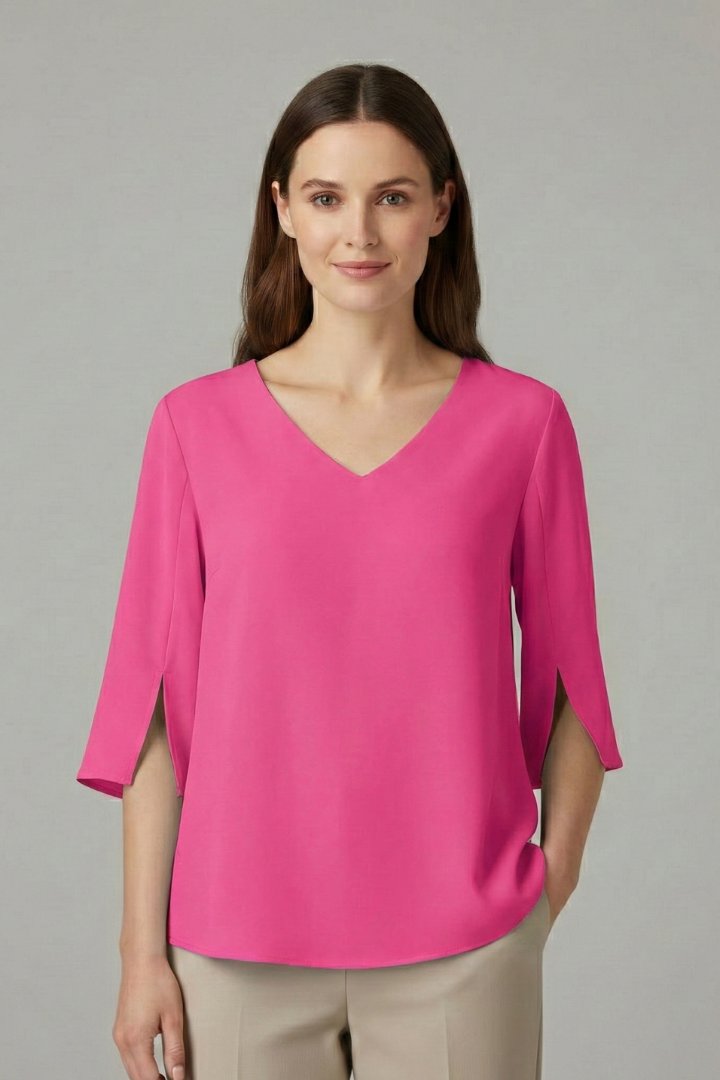 Leonora | Trendy V-Neck Blouse with Three-Quarter Sleeves