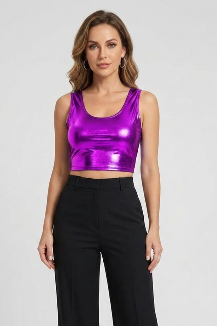 Cropped metallic purple blouse with smooth body fit