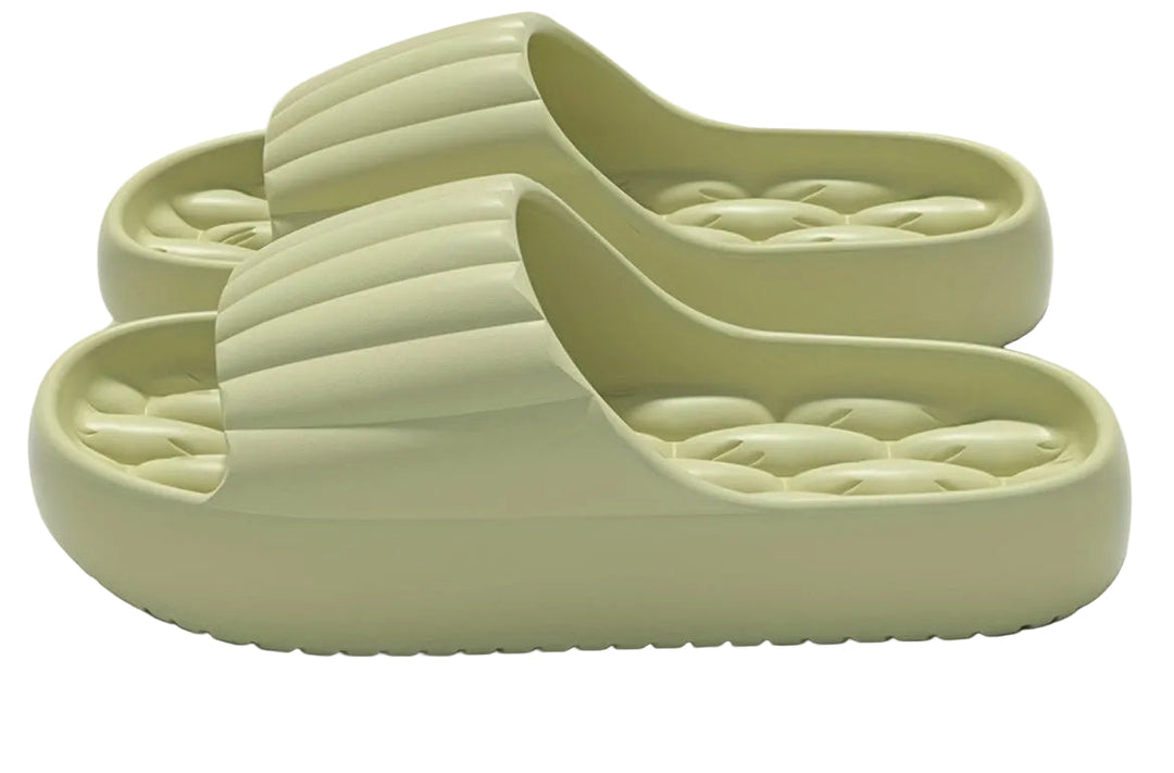 Cushioned casual open slide