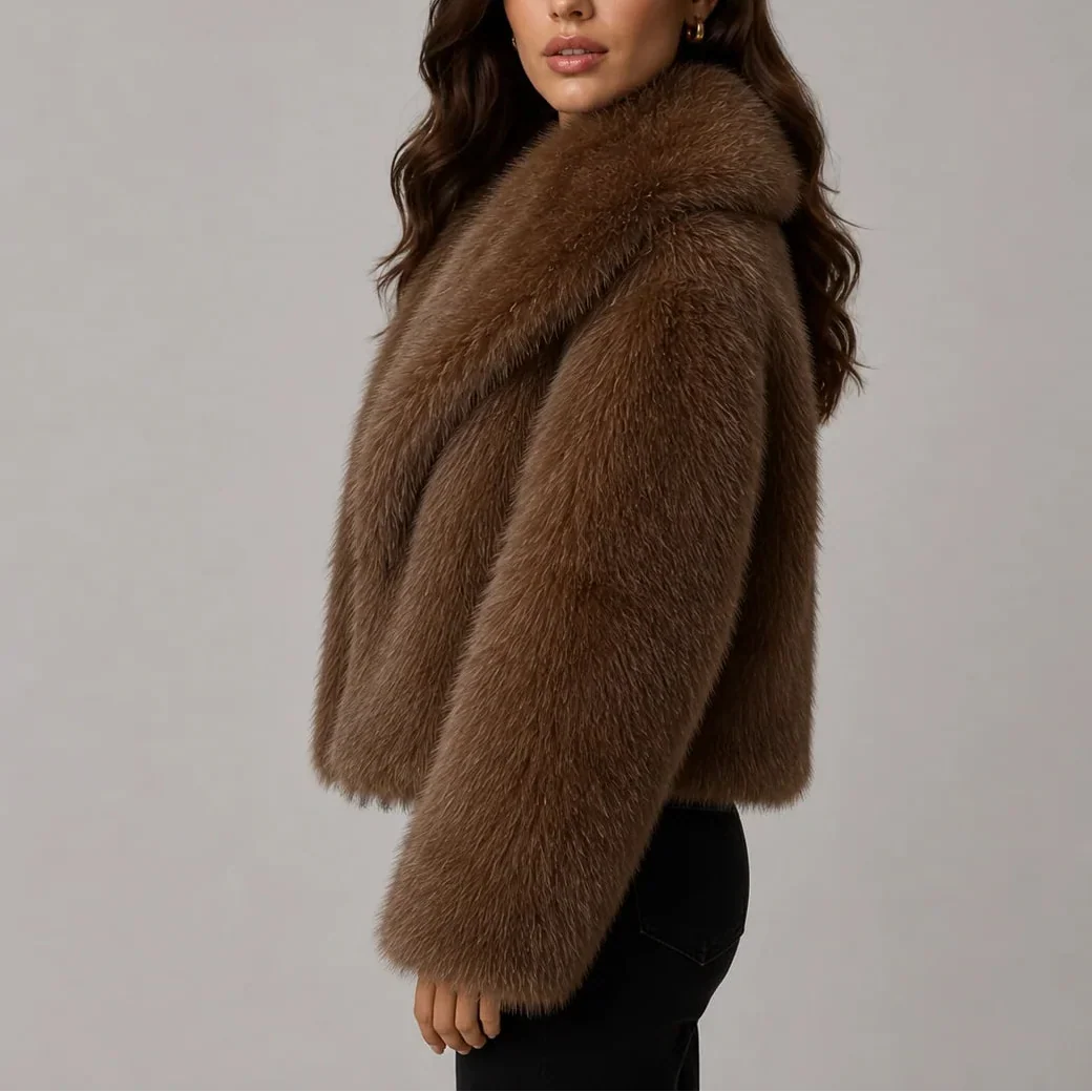 Brevessa | Women's Cropped Faux Fur-Look Jacket with Oversized Collar — 2