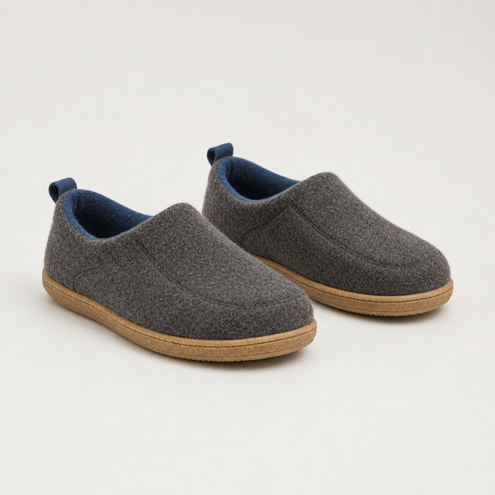 Caelnova | Women's Cushioned Slip-On Fleece-Lined Slippers — Dark Grey