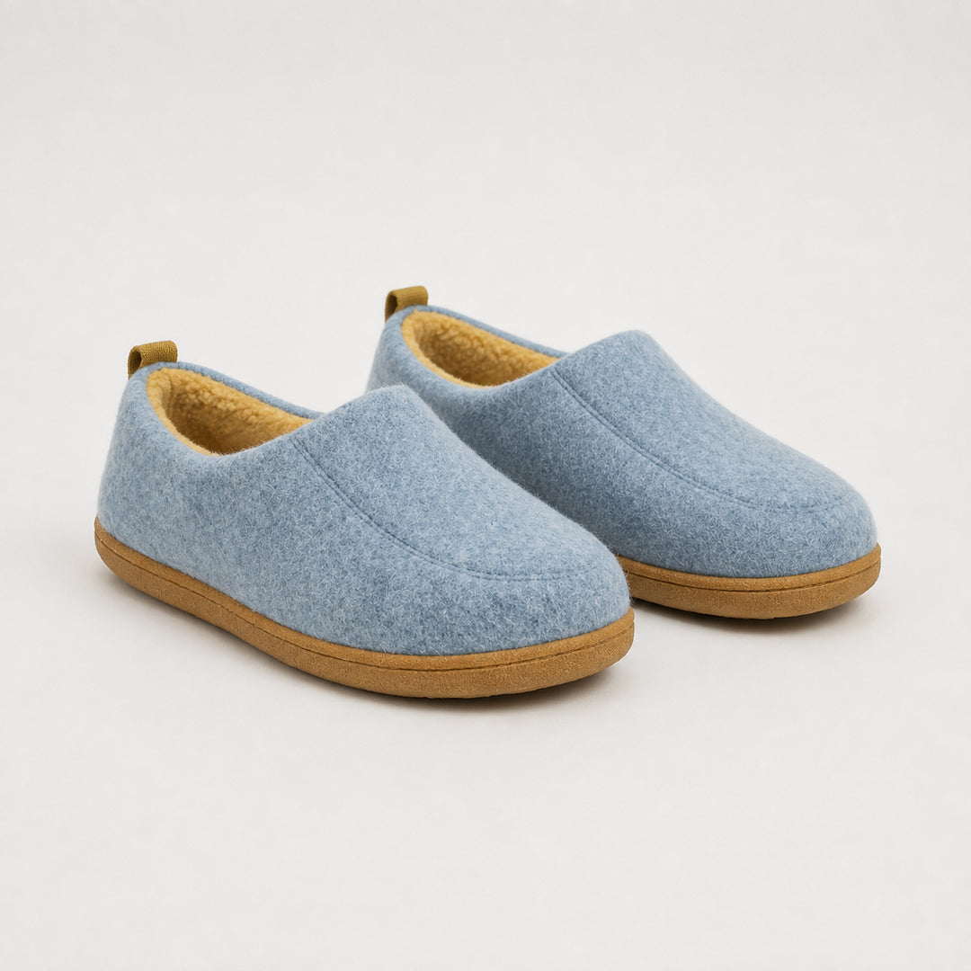 Caelnova | Women's Cushioned Slip-On Fleece-Lined Slippers — Light blue
