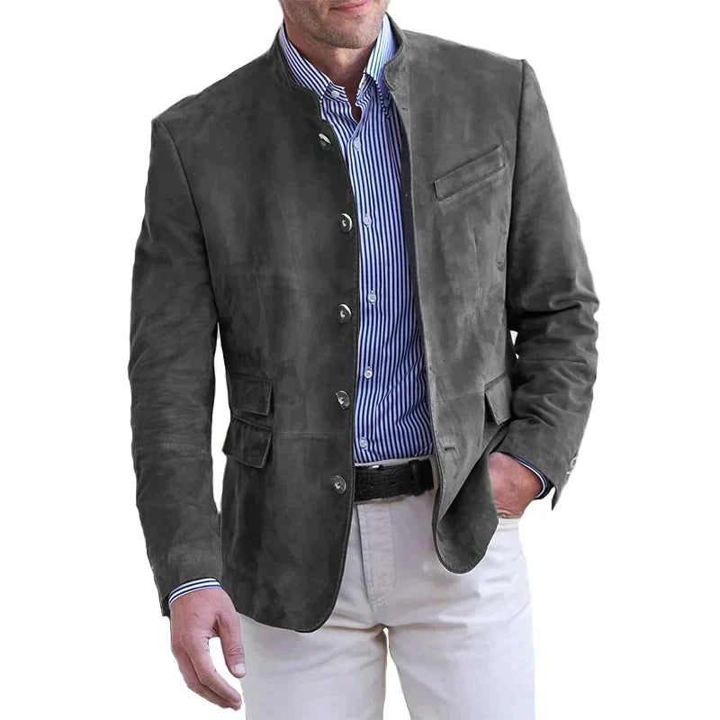  Male model wearing a smart casual blazer with a clean collar design against a plain background.