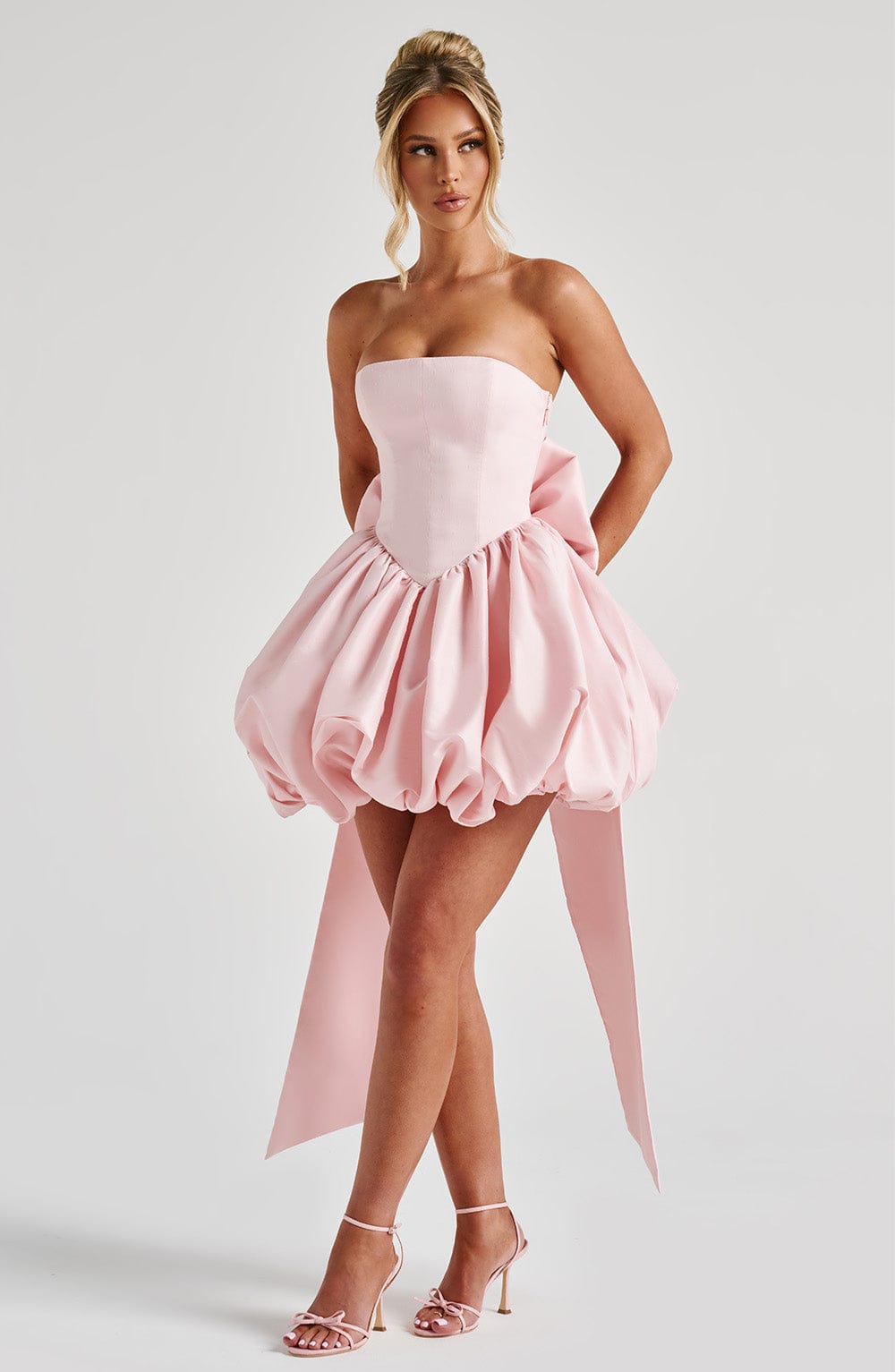 Haledessa | Women's Wedding Guest Elegant Strapless Bubble Hem Mini Dress Dresses — Light Pink