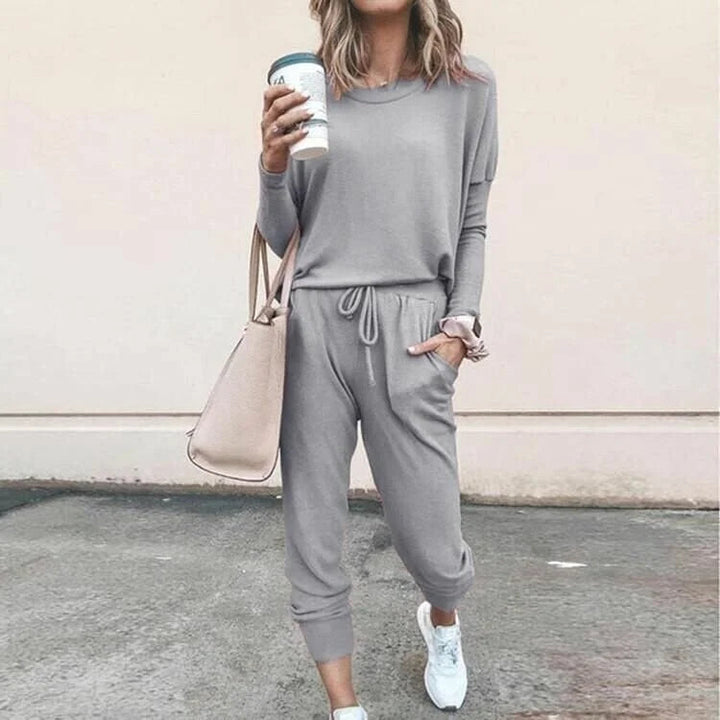 Kesivanne | Women's Cozy soft knit loungewear set with long-sleeve top and drawstring joggers — Light Grey