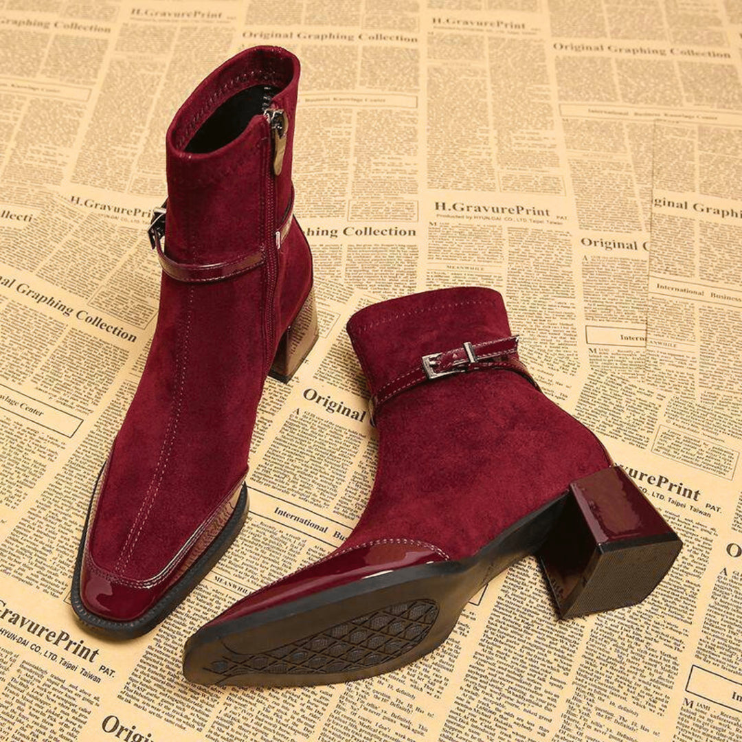 Zillaora | Women's The Avenoir Boot — Crimson